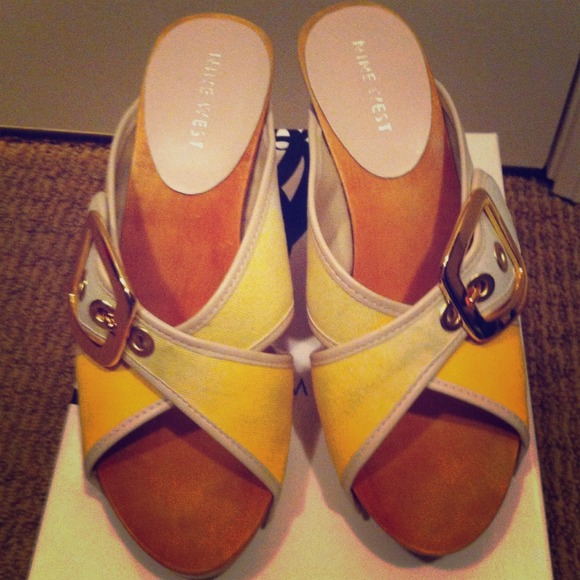 *Reserved* Nine West. Perfect spring/summer shoes!