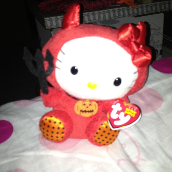 Hello Kitty beanie babies - Picture 4 of 4