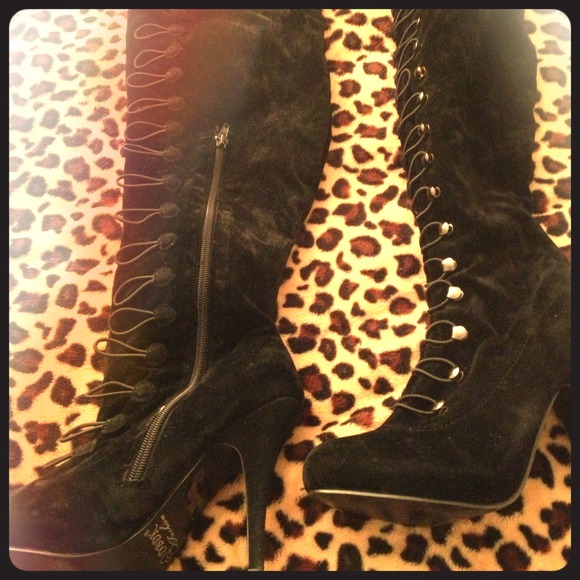 Suede Military inspired boots 💥REDUCED💥