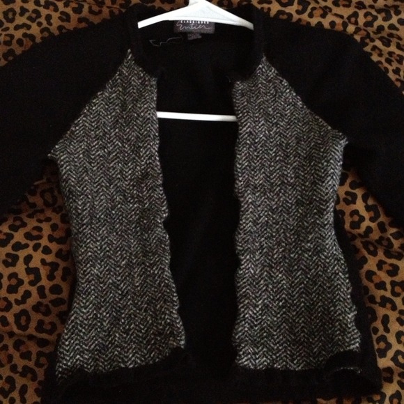 Printed button up cardigan ❌SOLD❌