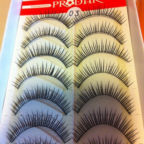 Lashes Box #3 - Picture 2 of 2