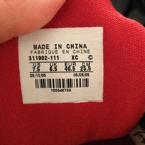 SOLD~Nike, flights. Good condition - Picture 4 of 4