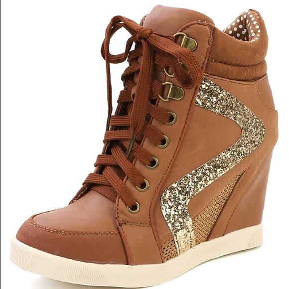 Bamboo tennis shoe wedge