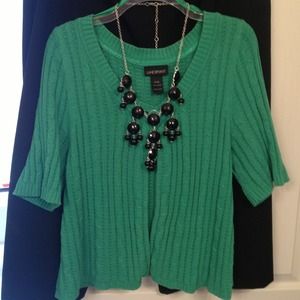 SOLD-Short sleeve sweater -Lane Bryant Green 14/16