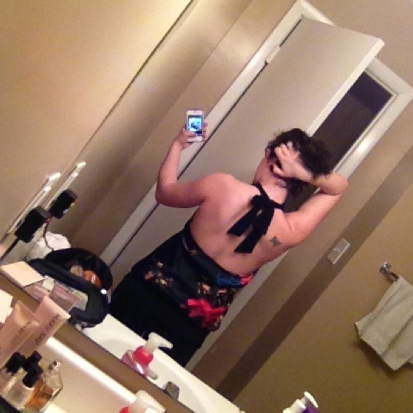 Cute night out top! - Picture 2 of 2