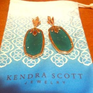 Kendra Scott Emerald Green and Gold Earrings