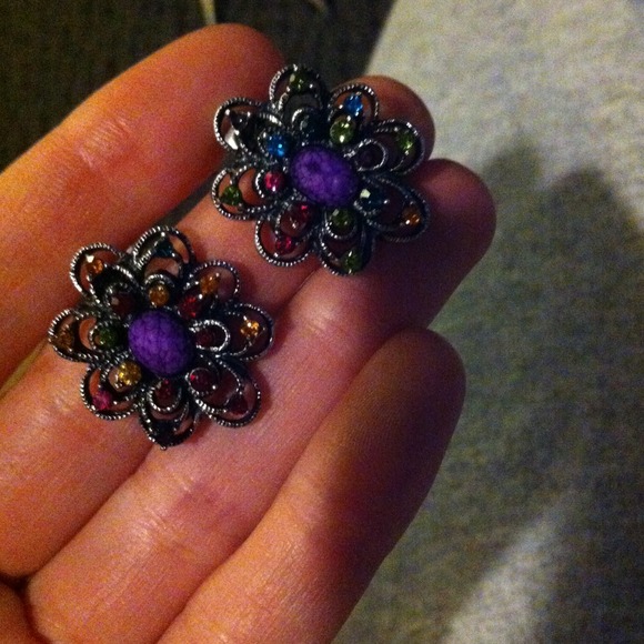 Vintage color pop stud earrings