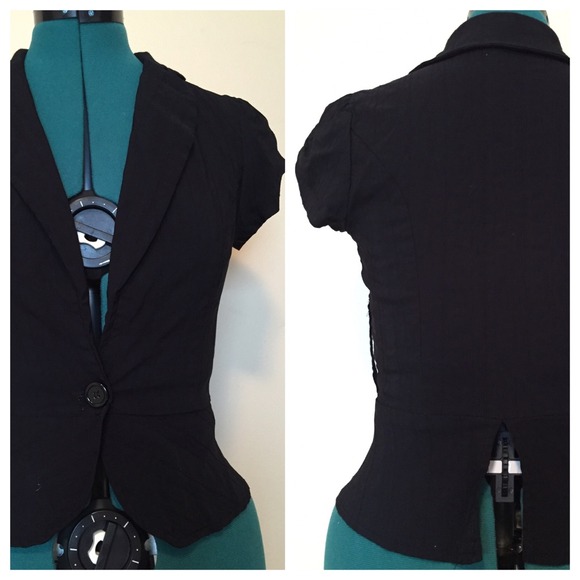 Short Sleeve Black Blazer