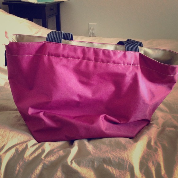 Herve tote & soffe shorts for @lindz201!