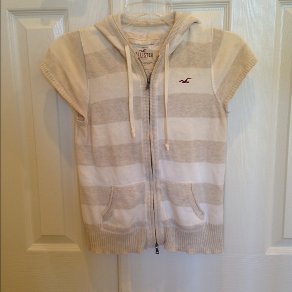 ⛔SOLD⛔Hollister hooded zip up shirt - Picture 2 of 4