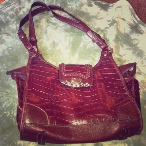 Very detailed purse