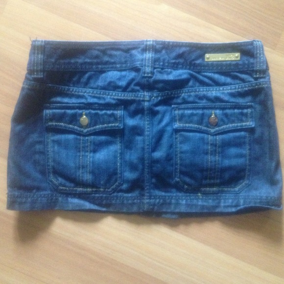 Express denim skirt - Picture 2 of 3