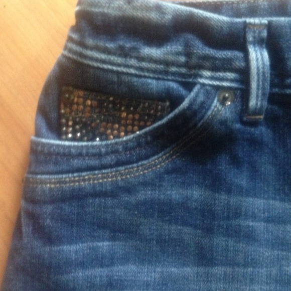 Express Denim Skirt - Picture 2 of 4