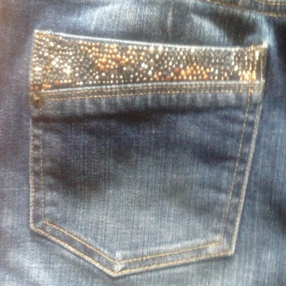 Express Denim Skirt - Picture 3 of 4