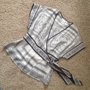 White House Black Market Top