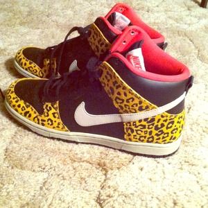 Cheetah nike shoes