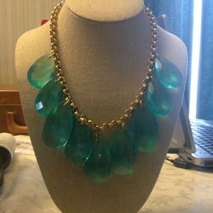 Kate spade turquoise statement necklace