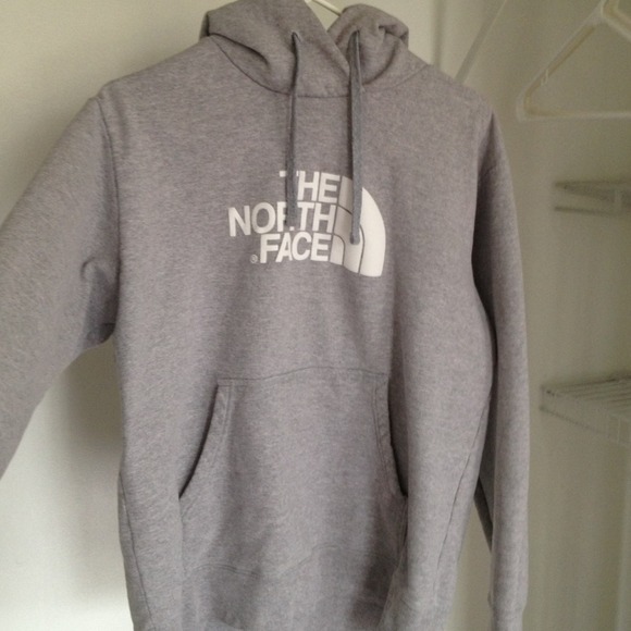 North face sweater