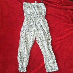 Kardashian look black and whit body suit