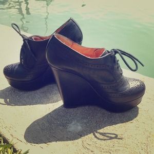 ALDO Black Platform Oxfords