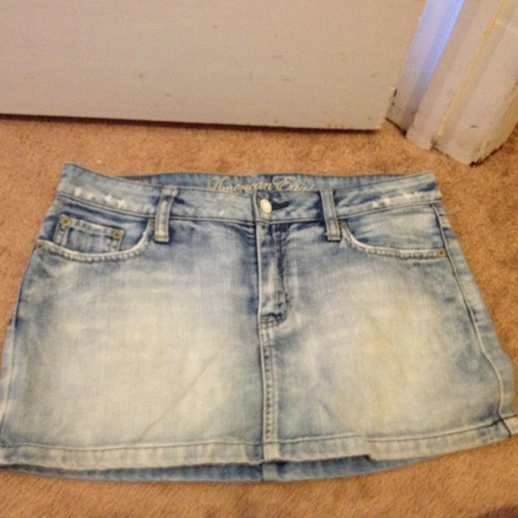 American Eagle skirt!