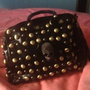 Black skull handbag