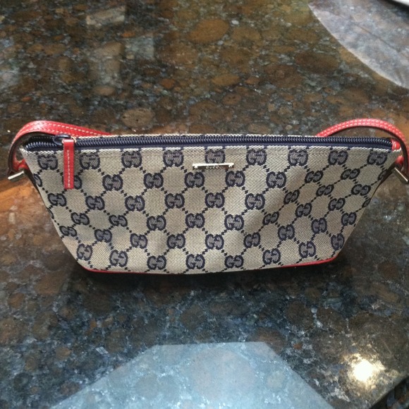 Gucci bag bought in Rome