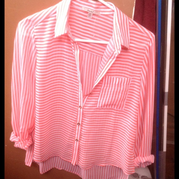 Dress shirt - Picture 1 of 1