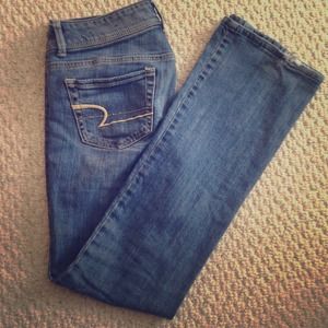 American Eagle Boot-Leg Jeans