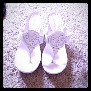 ⛔Bundle BCBG and 2 Colin Stuart wedges⛔