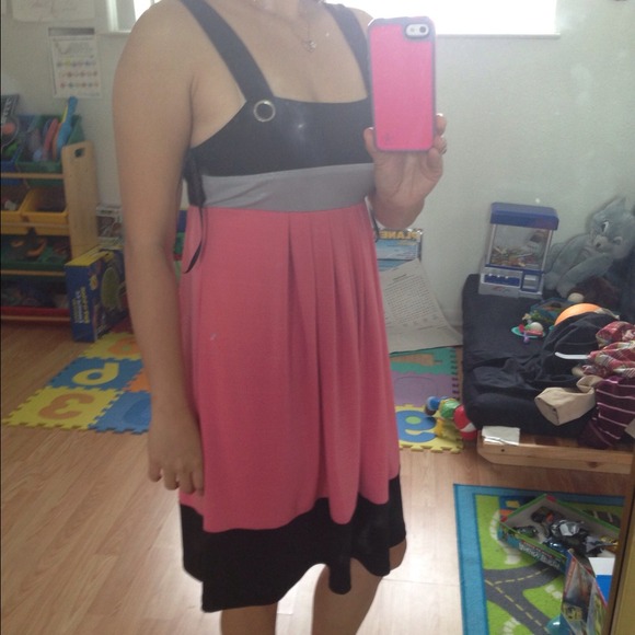 Candies Dress ( reduced price) - Picture 2 of 3