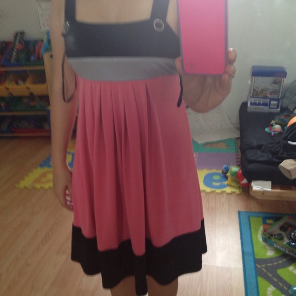 Candies Dress ( reduced price) - Picture 3 of 3