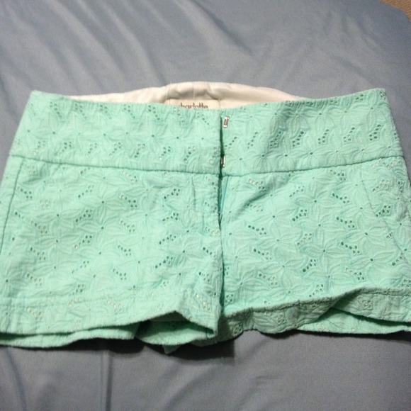 Lace mint shorts