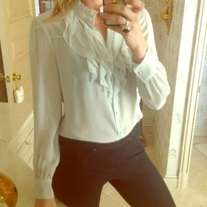 *SOLD IN BUNDLE* 100% SILK BLOUSE!!!💕