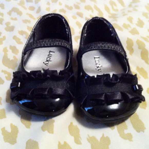 ✨ Baby Girl Shoes ✨ - Picture 2 of 4