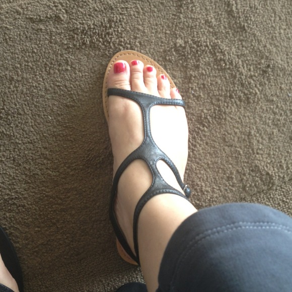 Black leather sandals