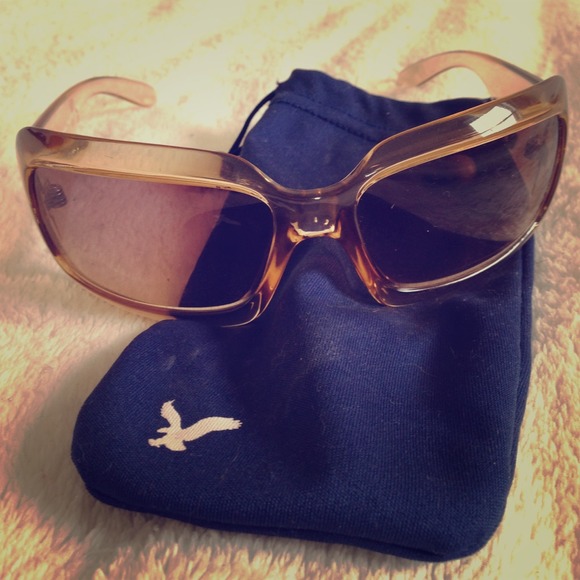 American Eagle tan sunglasses