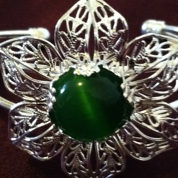 Sold - Picture 2 of 3