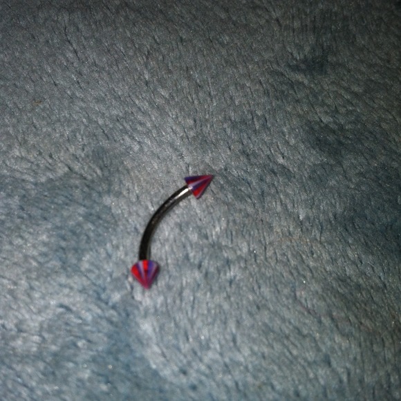 Eyebrow Arrow - Picture 1 of 1