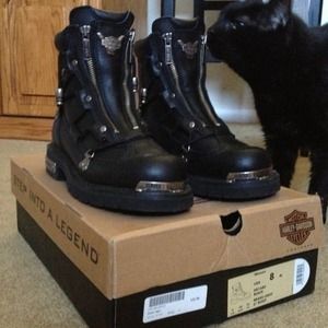 Harley Davidson riding boots. 🌀Reserved 🌀