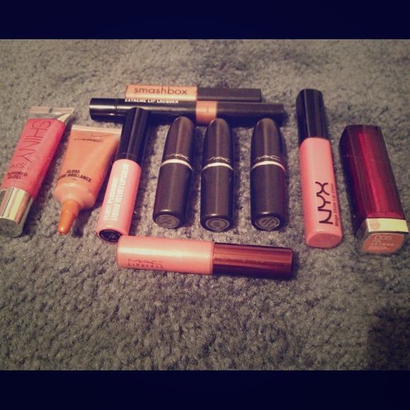 SOLD!   💄💋 MAC, SMASHBOX, VS, NYX! - Picture 1 of 3