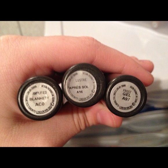 SOLD!   💄💋 MAC, SMASHBOX, VS, NYX! - Picture 2 of 3