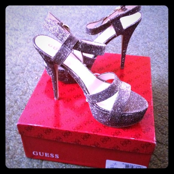 Brand New Guess Geary Platform Dress Sandals!!