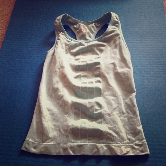 Mint color workout top