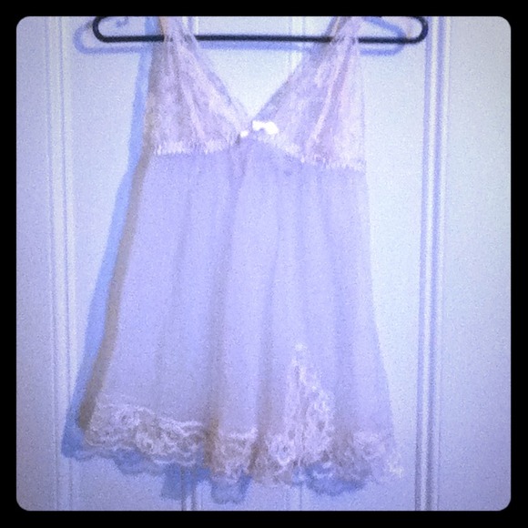 Sz M sheer white w lace teddy