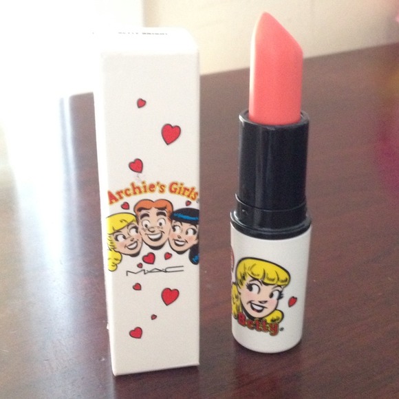 💄SOLD💄 MAC Archie's Girls Betty Bright Lipstick