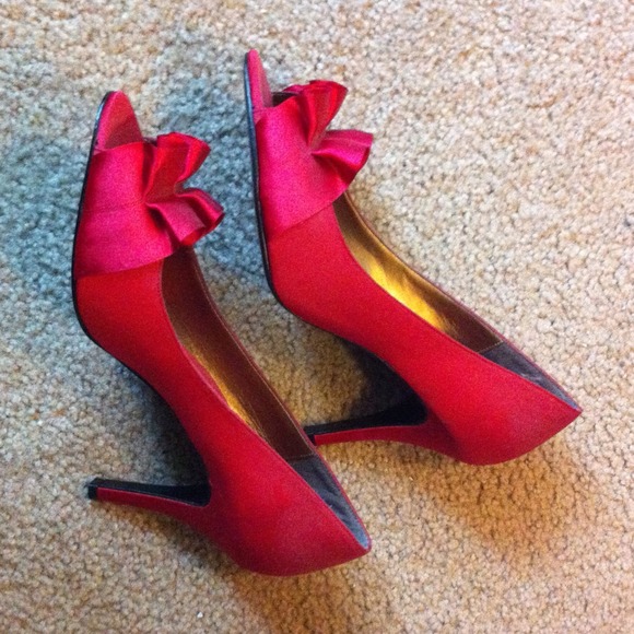 Silk red heels, size 8