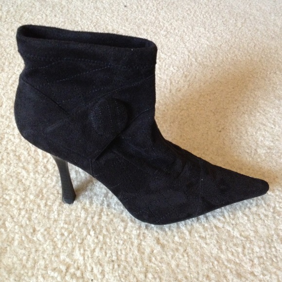 BCBG stiletto low boots - booties