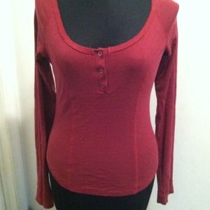 Delia's Maroon thermal w/eyelid design