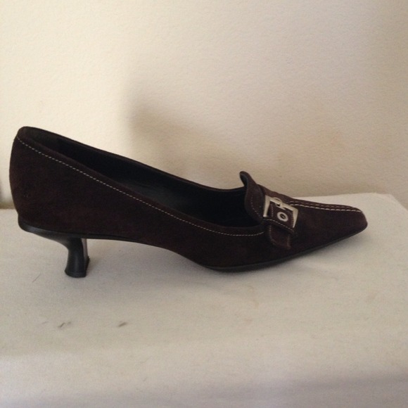 Prada Shoes - Fire sale!!!. Prada like new gorgeous brown